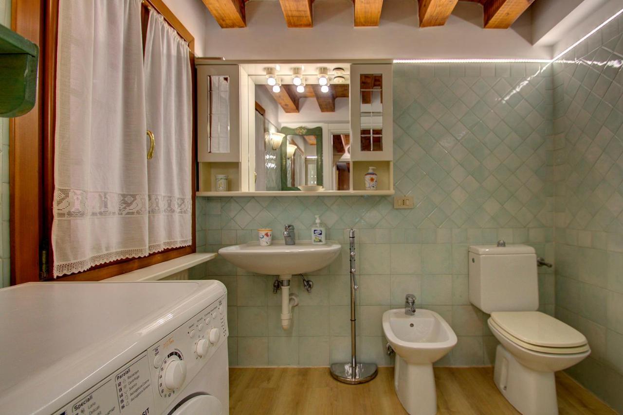Cruise Harbor Next 4pax, Mob Aircond, Wifi Appartement